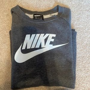 Nike women’s size small crewneck